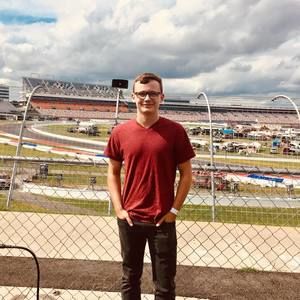 Meet your Posher, Gavin